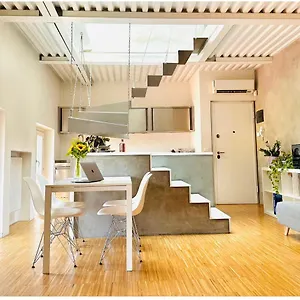https://irripetibile-open-space-su-2-piani-milano-centro.it-lombardy.com