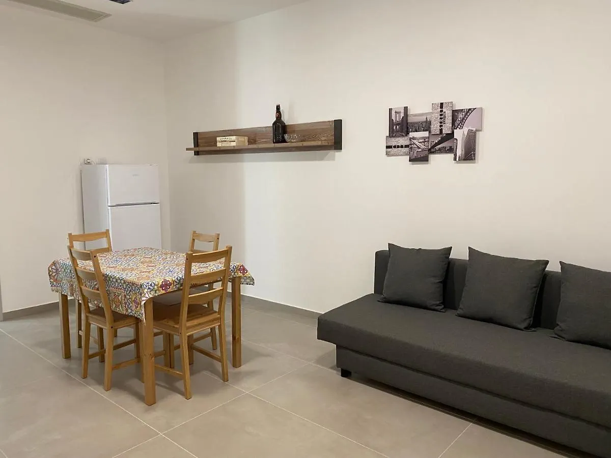 Apartment Case Ro Ma - Rosalia Syracuse